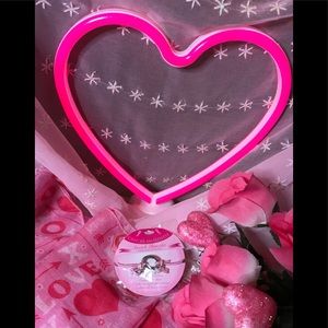 💕💓PINK SALE-SCARF & BCA STRETCH CHARM BRACELET💗